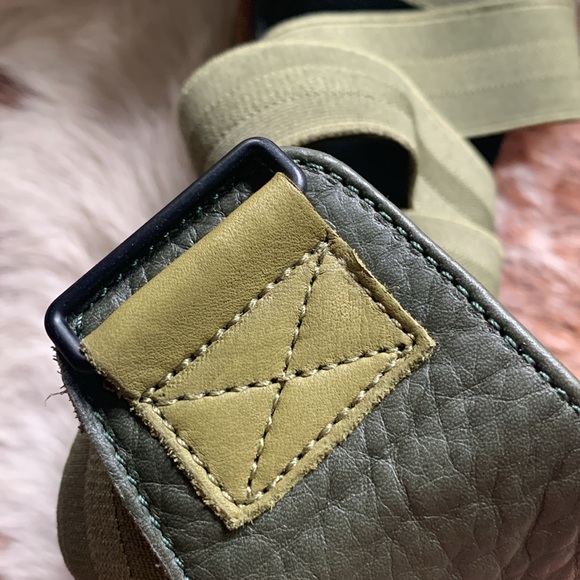 SOREL STRAPPY SANDALS - Picture 8 of 10